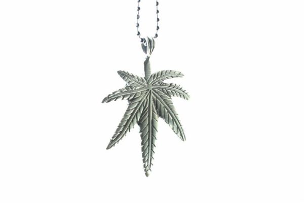 Necklace Metal Pendant Cannabis Leaf