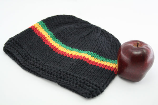 Beanie Black Short Middle Stripes Green Yellow Red